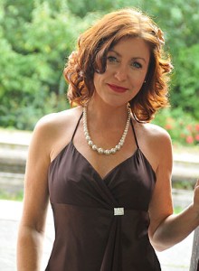 Lisa Martin wedding singer